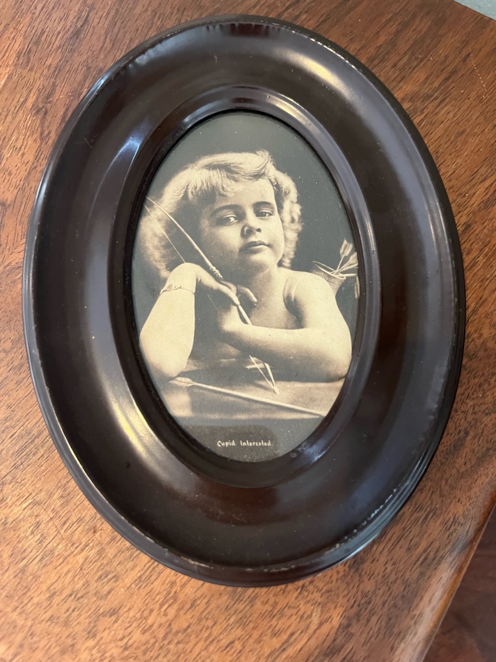 Small Antique cupid interested Oval Black Decorative in Picture Frame